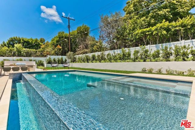 3320 Patricia Avenue, Los Angeles, CA 90064