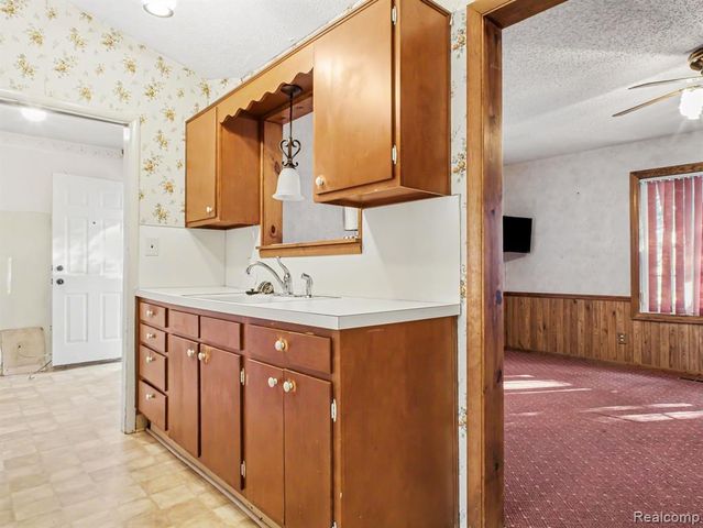 9108 Maplewood Drive, Clio, MI 48420