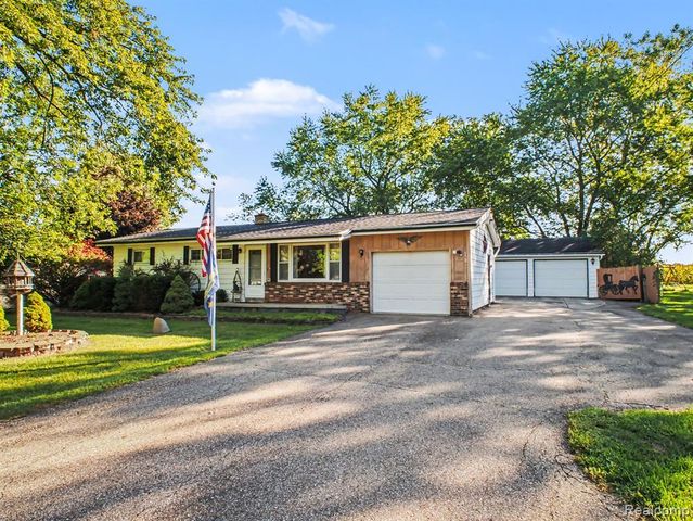 9108 Maplewood Drive, Clio, MI 48420