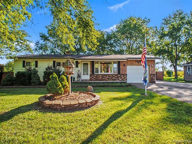 9108 Maplewood Drive, Clio, MI 48420