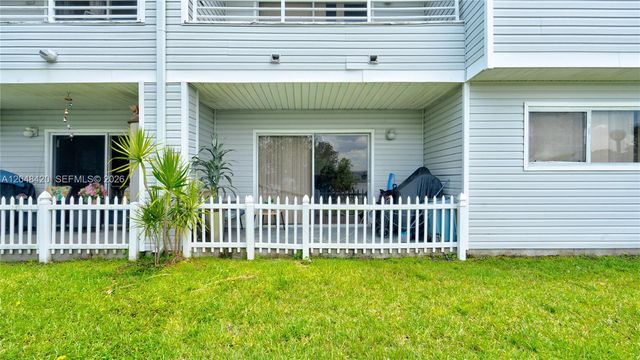 3409 NW 44th Street 101, Oakland Park, FL 33309