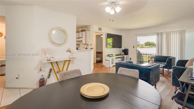 3409 NW 44th Street 101, Oakland Park, FL 33309