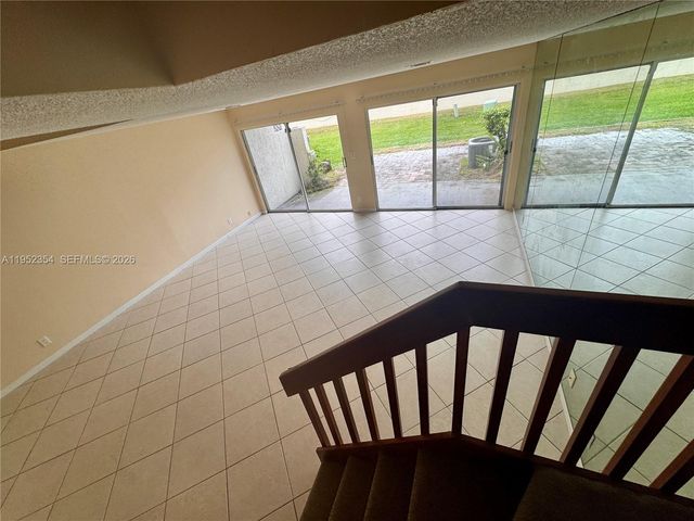 4879 N Hemingway Cir, Margate, FL 33063