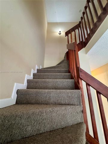 4879 N Hemingway Cir, Margate, FL 33063