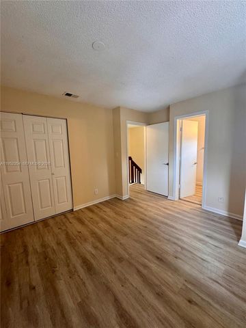 4879 N Hemingway Cir, Margate, FL 33063