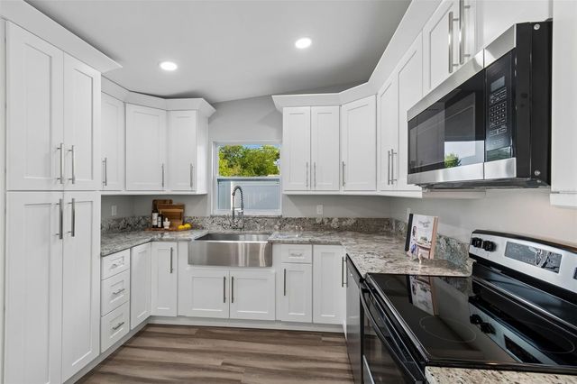 1434 NORMANDY BOULEVARD, Holiday, FL 34691