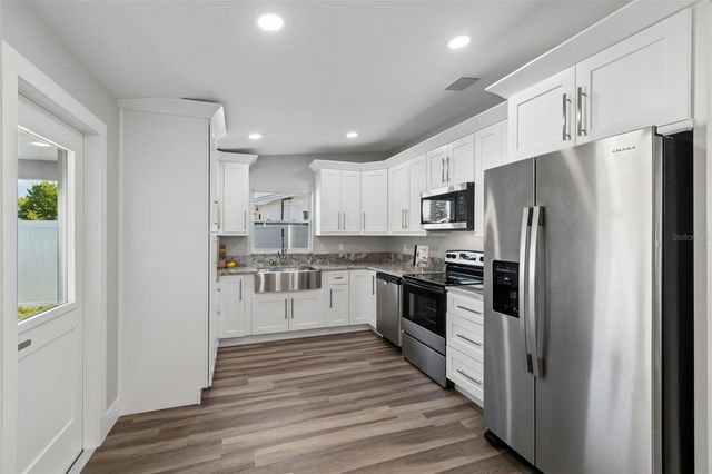 1434 NORMANDY BOULEVARD, Holiday, FL 34691