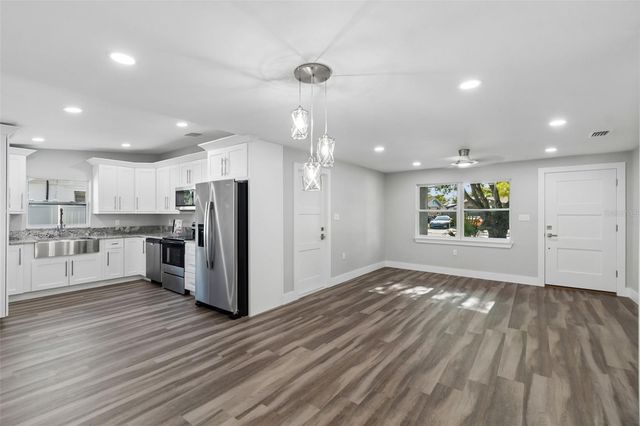 1434 NORMANDY BOULEVARD, Holiday, FL 34691