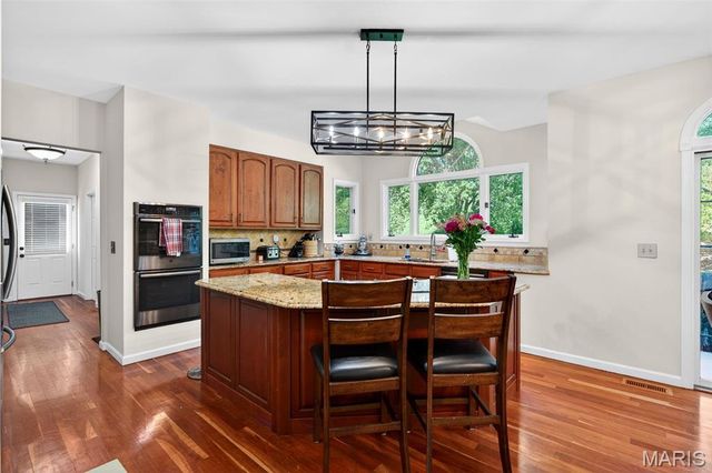 1647 Highland Valley Circle, Wildwood, MO 63005