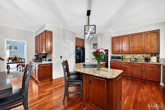 1647 Highland Valley Circle, Wildwood, MO 63005