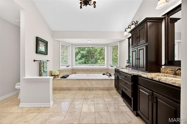 1647 Highland Valley Circle, Wildwood, MO 63005
