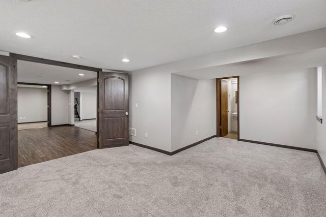 967 Sibley Street S, Shakopee, MN 55379