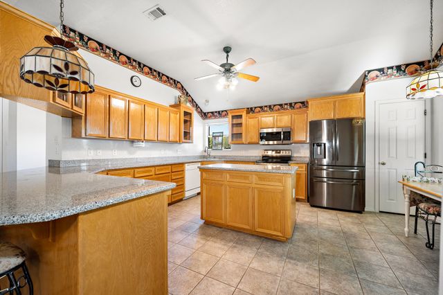 853 County Road 4390, Kempner, TX 76539