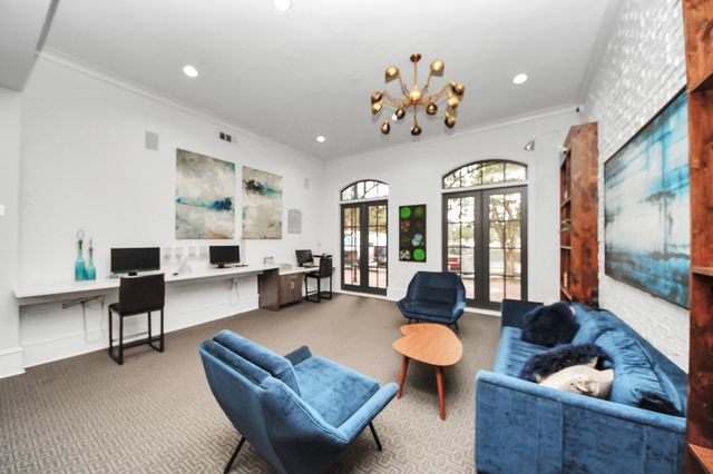 3003 Memorial Court 2220, Houston, TX 77007
