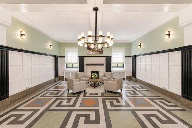 76-66 Austin Street 6F, Forest Hills, NY 11375