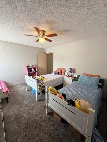 712C SE London Way, Lee's Summit, MO 64081