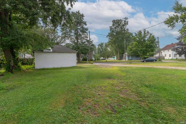 1319 W Franklin st Street, Elkhart, IN 46516