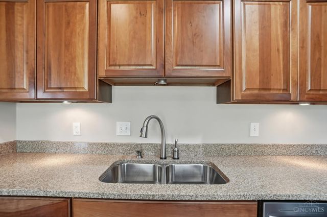 11157 Jardin Place, Blue Ash, OH 45241