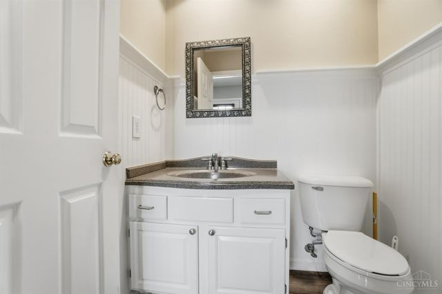 11157 Jardin Place, Blue Ash, OH 45241
