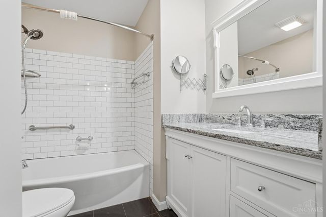 11157 Jardin Place, Blue Ash, OH 45241