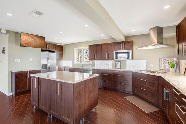 3916 Sunnyview Lane, Flower Mound, TX 75022