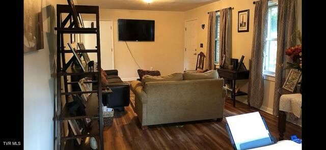 179 Cloverleaf Drive, Bristol, VA 24202