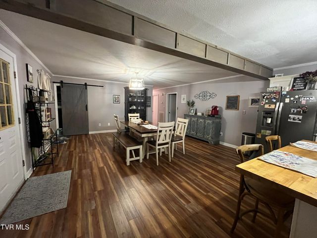 179 Cloverleaf Drive, Bristol, VA 24202
