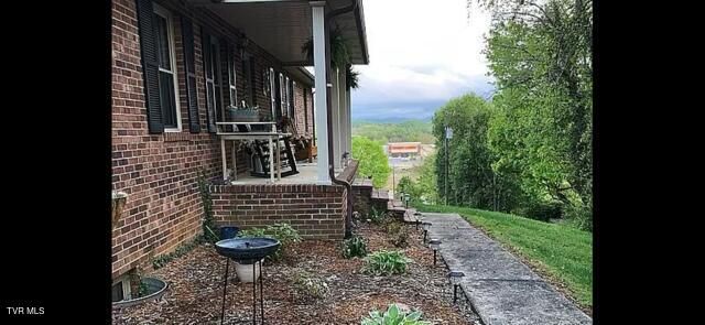 179 Cloverleaf Drive, Bristol, VA 24202