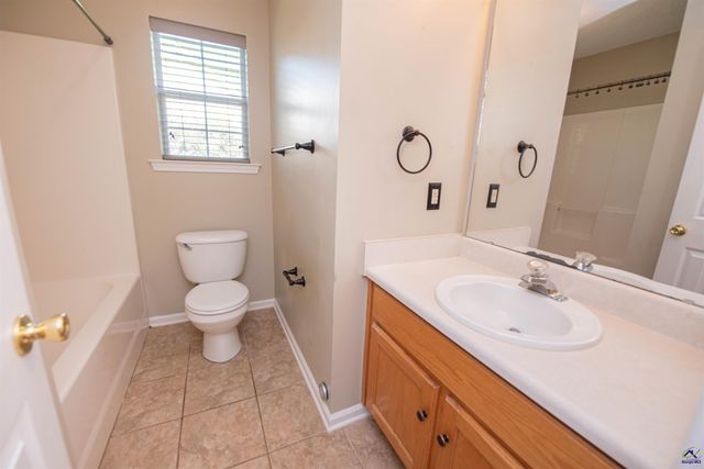 122 Willis Creek Road, Warner Robins, GA 31088