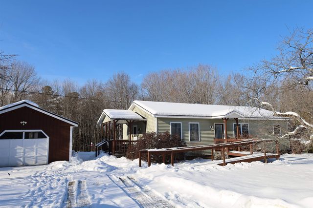 583 Pinehurst Street, Lyndon, VT 05851
