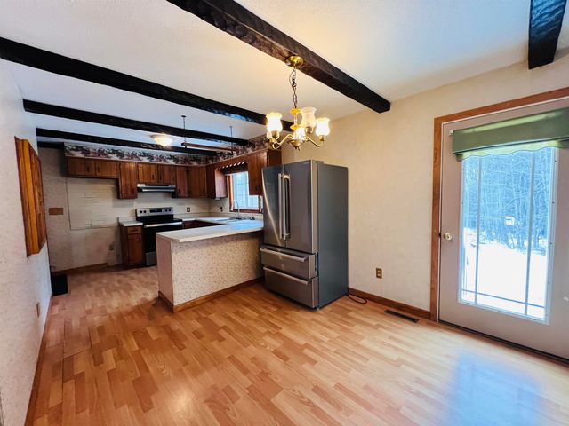 583 Pinehurst Street, Lyndon, VT 05851