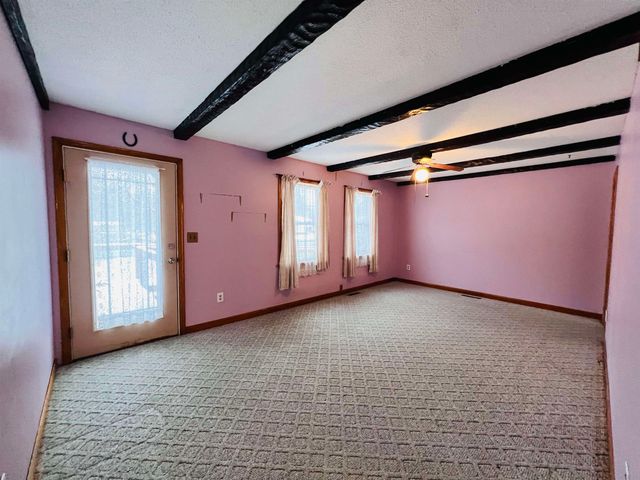 583 Pinehurst Street, Lyndon, VT 05851