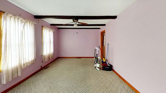 583 Pinehurst Street, Lyndon, VT 05851