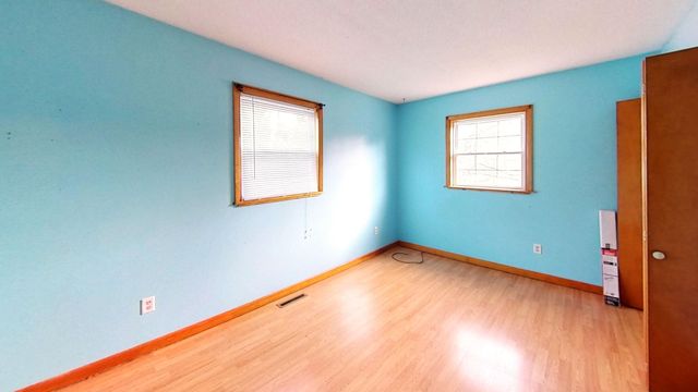 583 Pinehurst Street, Lyndon, VT 05851