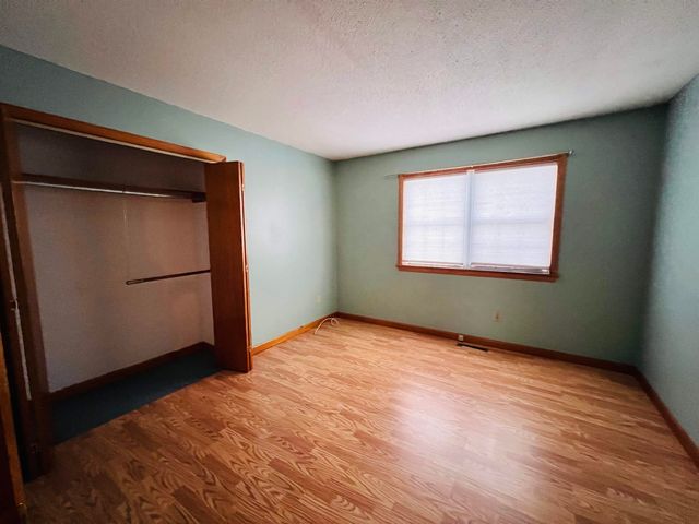 583 Pinehurst Street, Lyndon, VT 05851