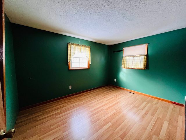 583 Pinehurst Street, Lyndon, VT 05851