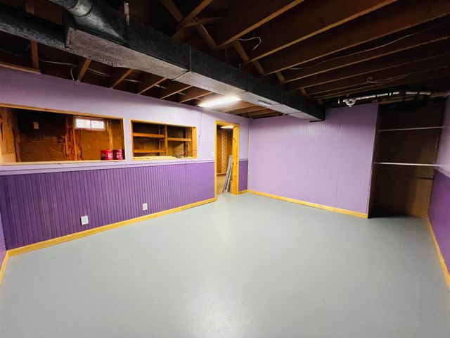 583 Pinehurst Street, Lyndon, VT 05851