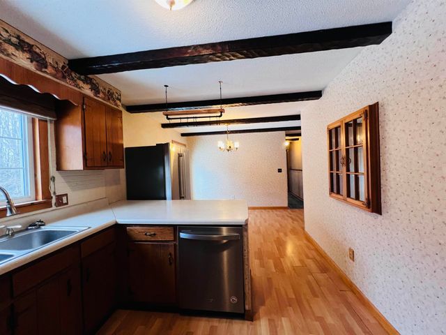 583 Pinehurst Street, Lyndon, VT 05851