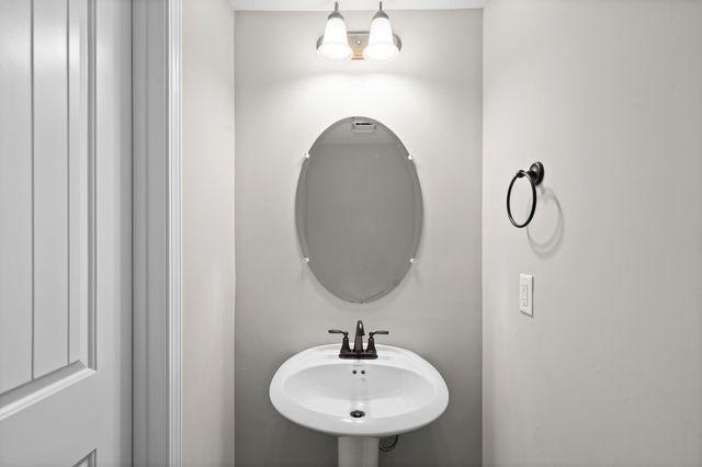 260 Smithson Ln Unit D, Clarksville, TN 37040