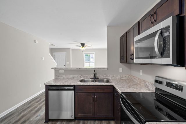 260 Smithson Ln Unit D, Clarksville, TN 37040