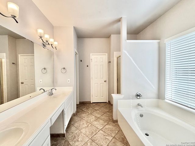 1326 Delmont, San Antonio, TX 78258