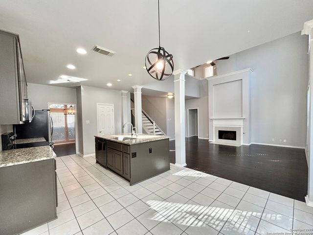 1326 Delmont, San Antonio, TX 78258