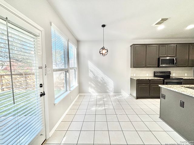 1326 Delmont, San Antonio, TX 78258