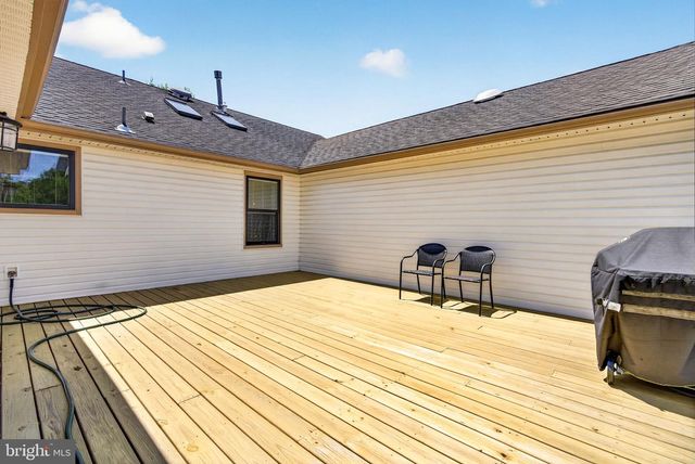 202 WELLINGTON DR, Marlton, NJ 08053