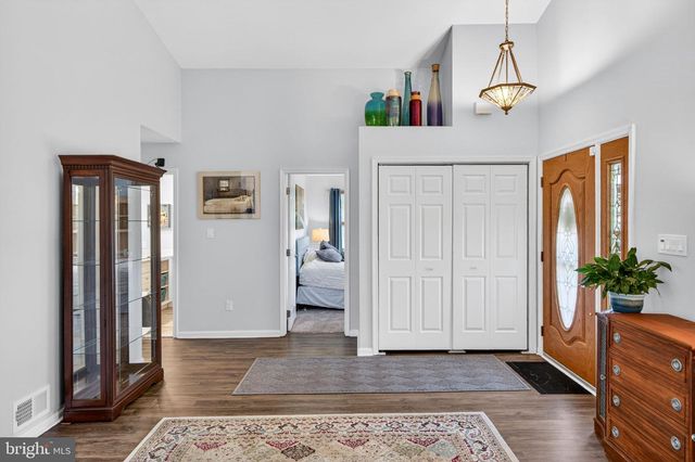 202 WELLINGTON DR, Marlton, NJ 08053