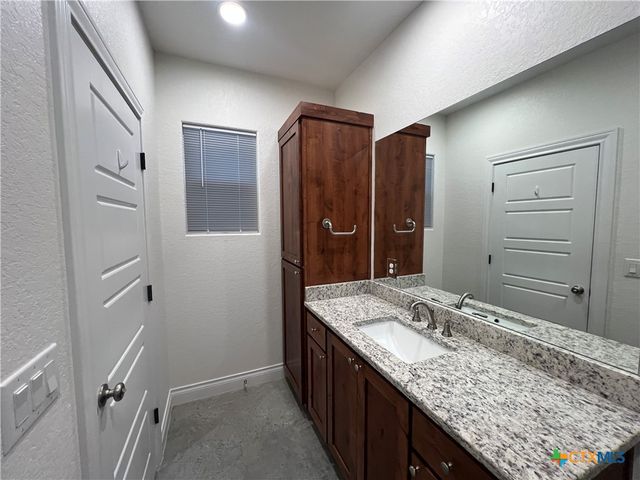 274 Kerlick Lane, New Braunfels, TX 78130