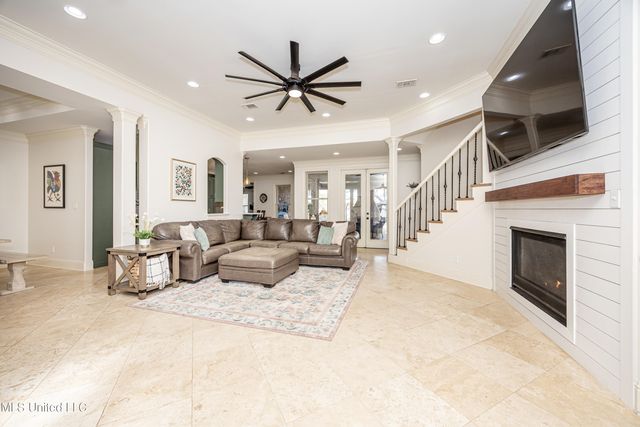 3208 Oakleigh Circle, Ocean Springs, MS 39564