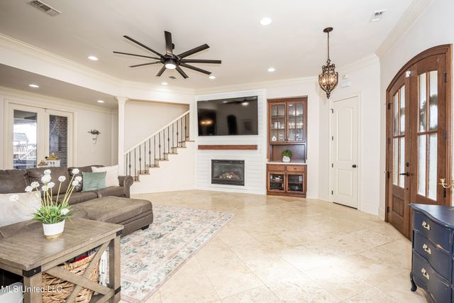 3208 Oakleigh Circle, Ocean Springs, MS 39564