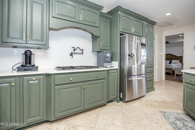 3208 Oakleigh Circle, Ocean Springs, MS 39564