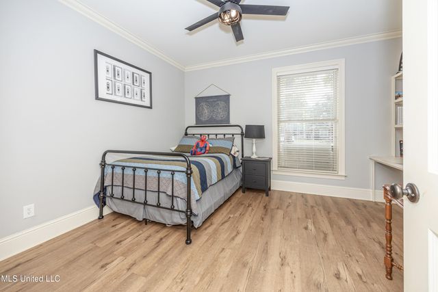 3208 Oakleigh Circle, Ocean Springs, MS 39564